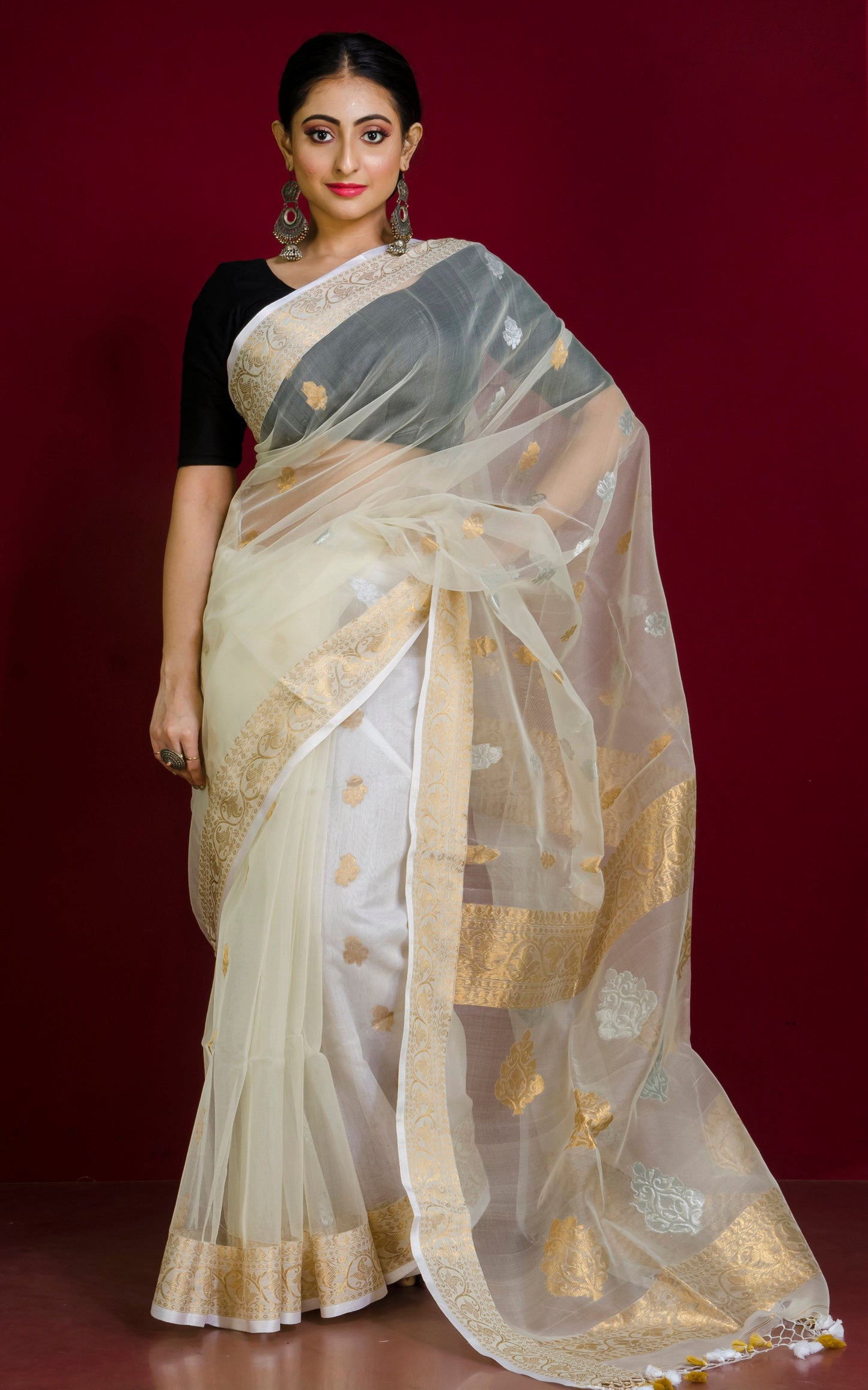 Soft Muslin Silk Banarasi Saree in Off White, Golden and Silver Zari Work