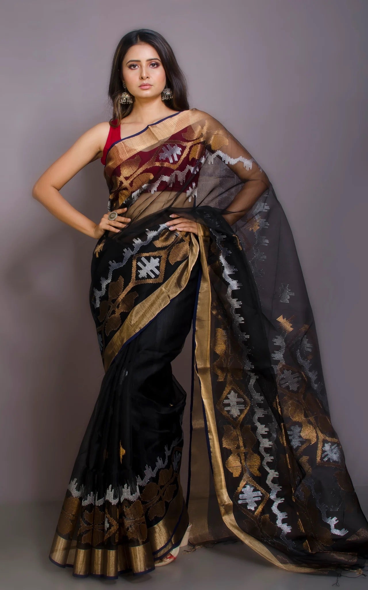 Traditional Muslin Silk Jamdani Saree in Black.