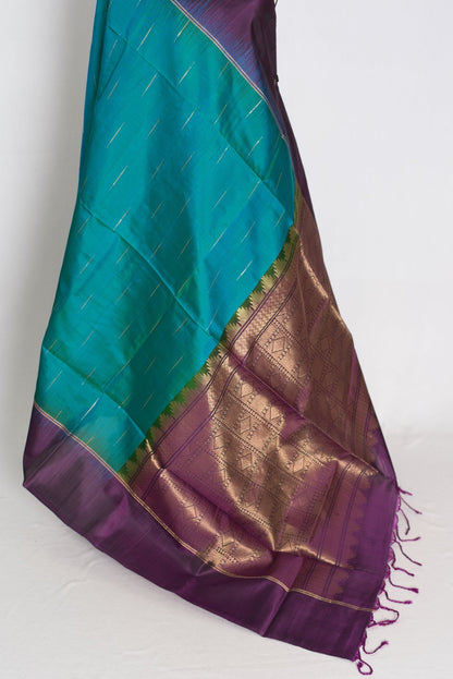 Peacock Green Kanjivaram saree — detail view