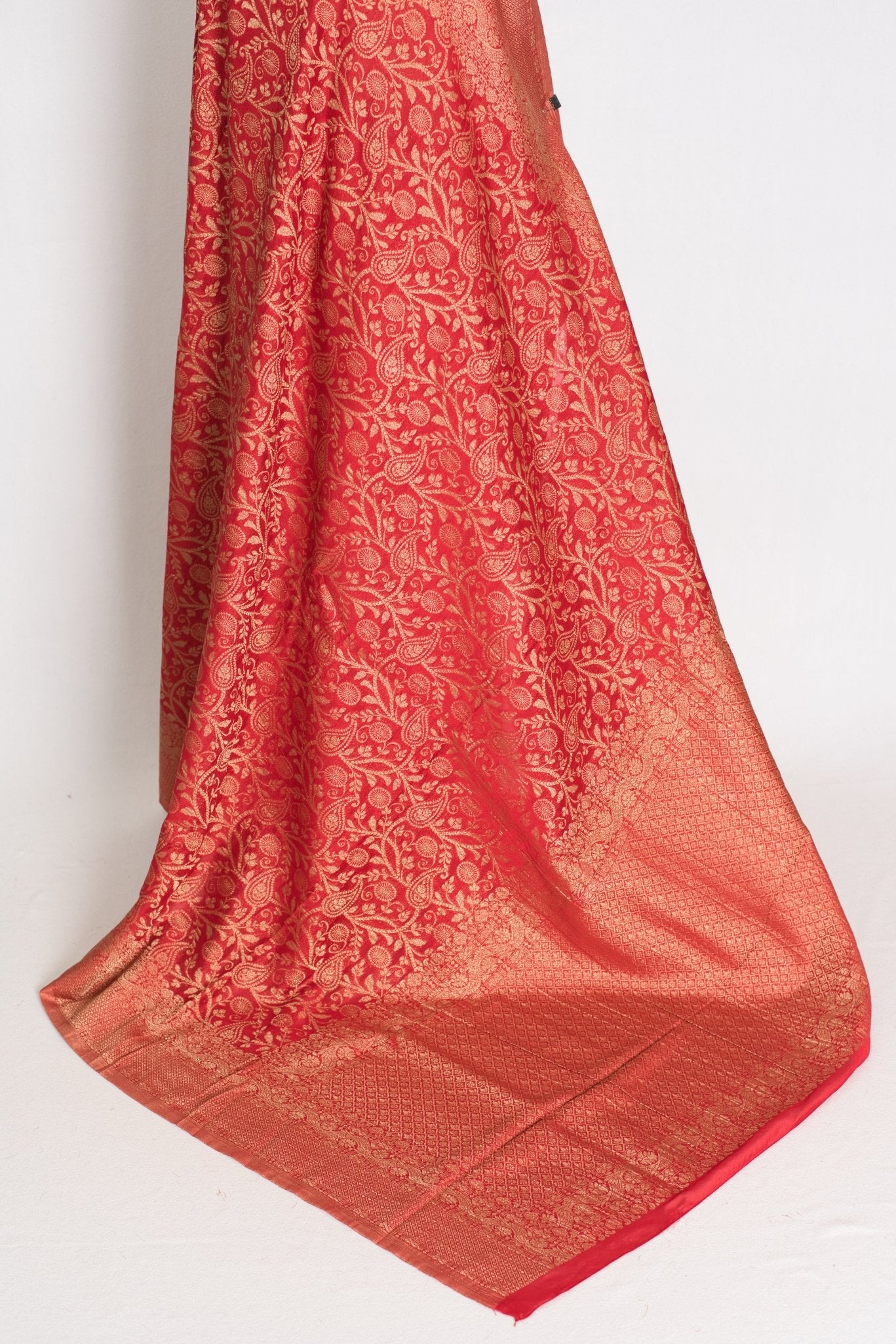 Pari : Red & Gold Jaal Banarasi Semi Georgette Saree - Saree Mandi