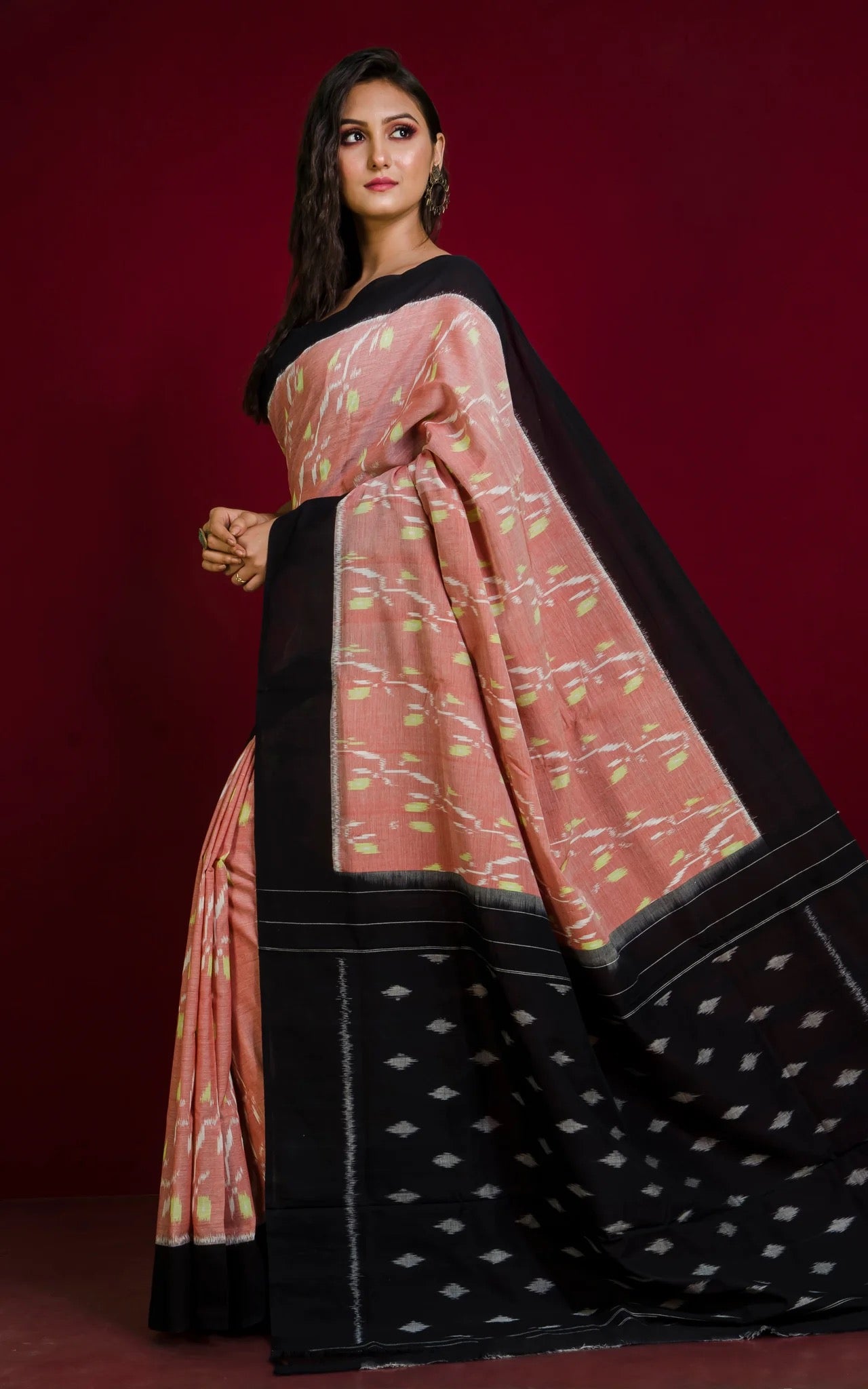 Mercerized Cotton Ikkat Pochampally Saree in Pale Chestnut Brown.