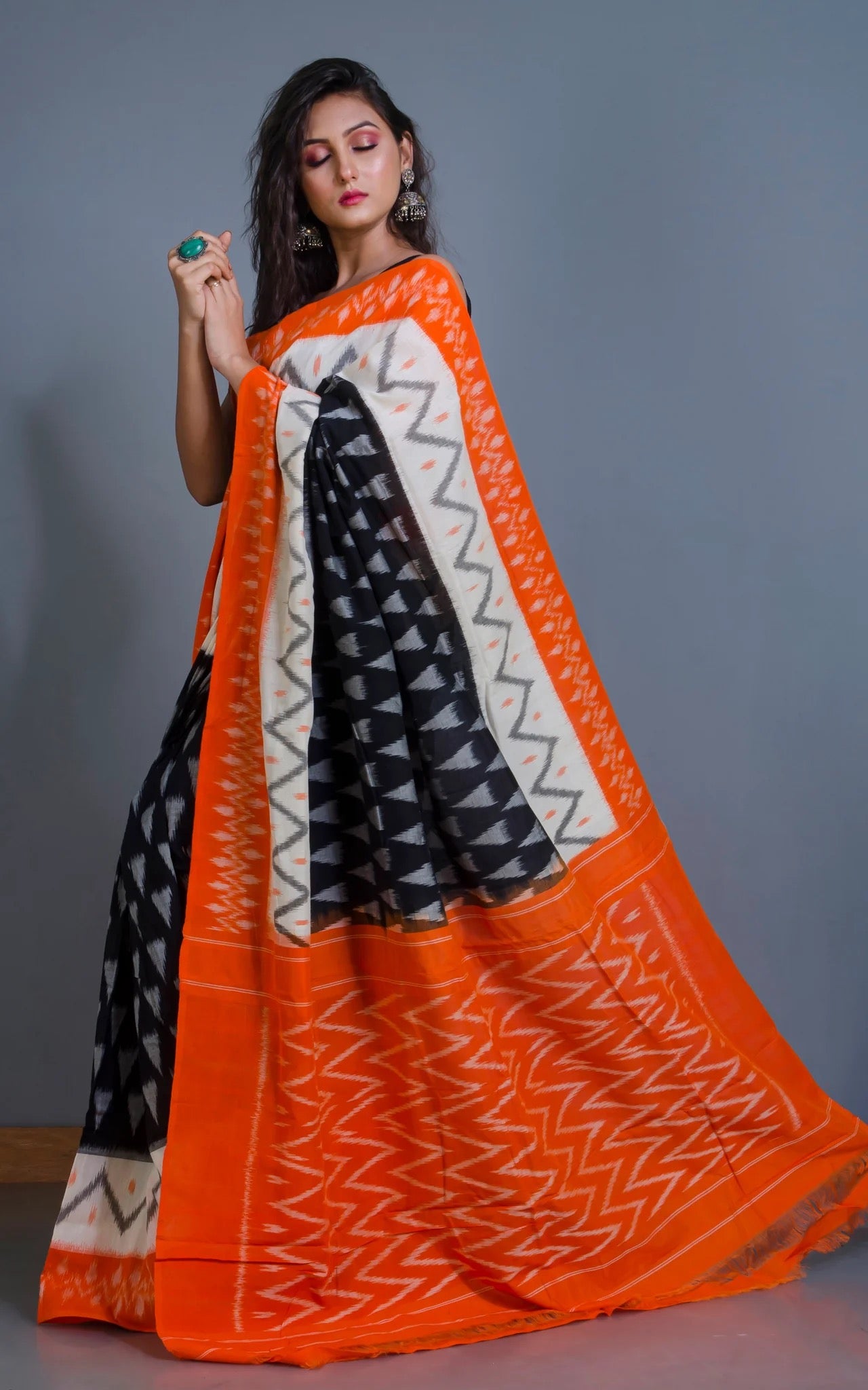 Soft Cotton Ikkat Pochampally Saree in Black and Orange.
