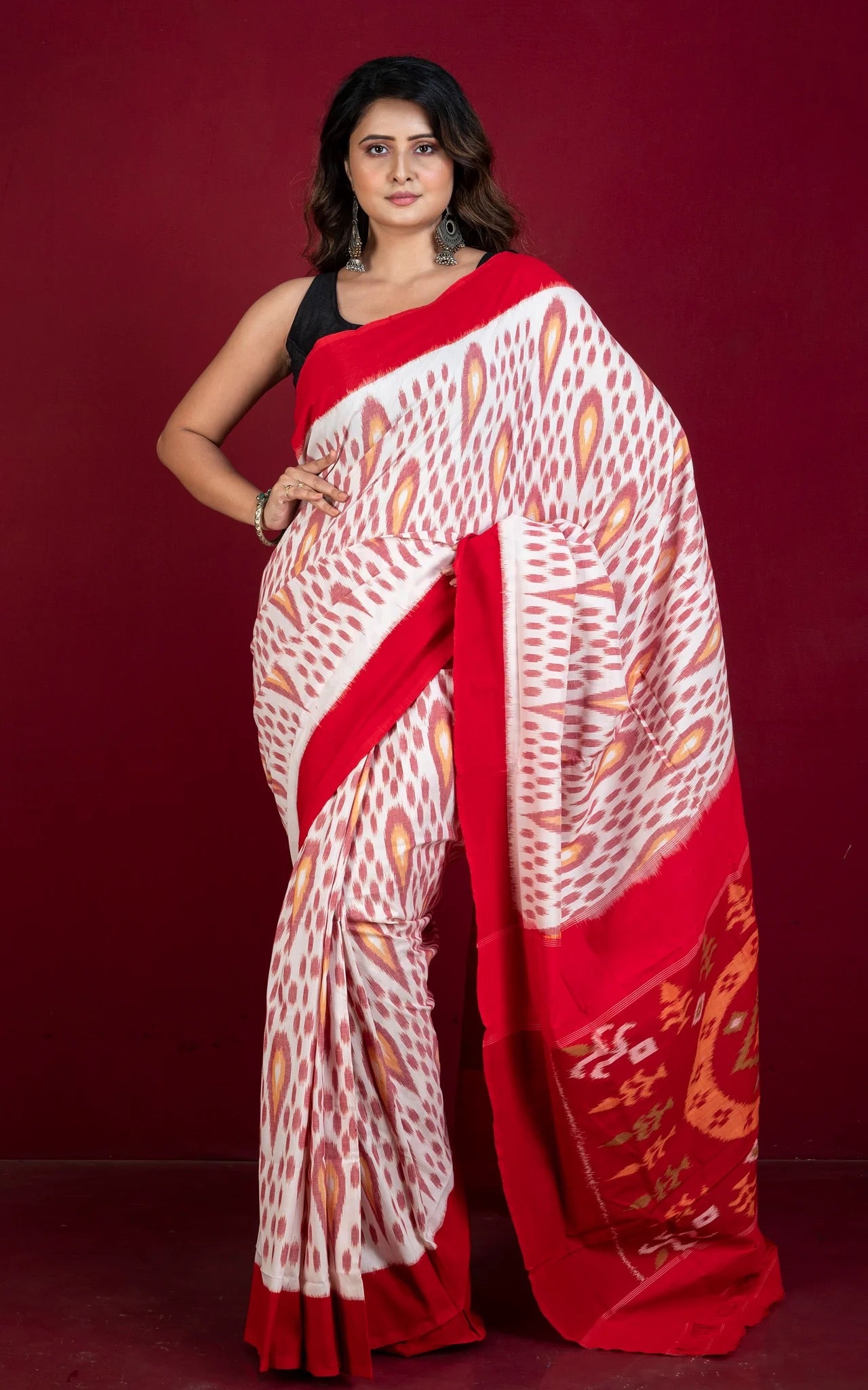 Mercerized Cotton Ikkat Pochampally Saree in Off White and Red.