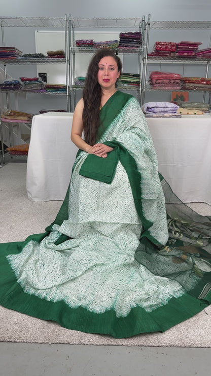 Video of Shibori Matka Silk Saree with Resham Jamdani Pallu in Green.