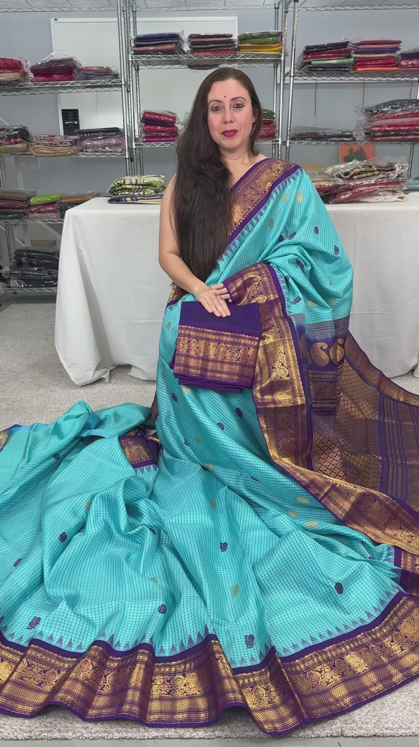 Video of product Mayuri Handwoven Checks Gadwal Silk Saree from Saree Mandi saree store in USA.