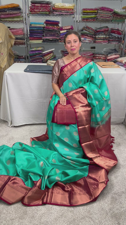 Kanjivaram Silk Saree in Rama Green and Maroon with Light Gold Zari