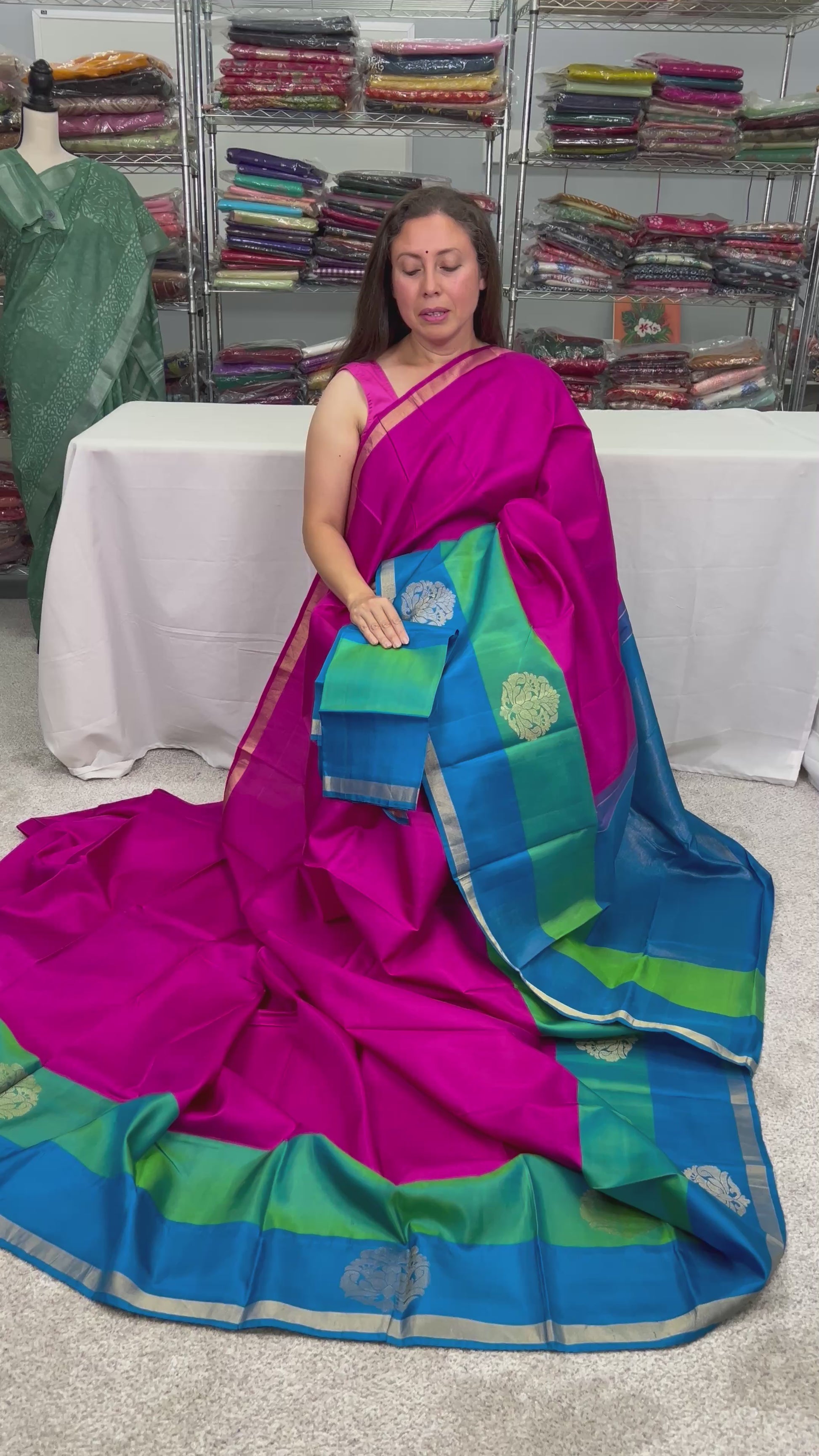 Video of Exclusive Kanchipuram Silk Saree in Magenta, Blue and Rama Green