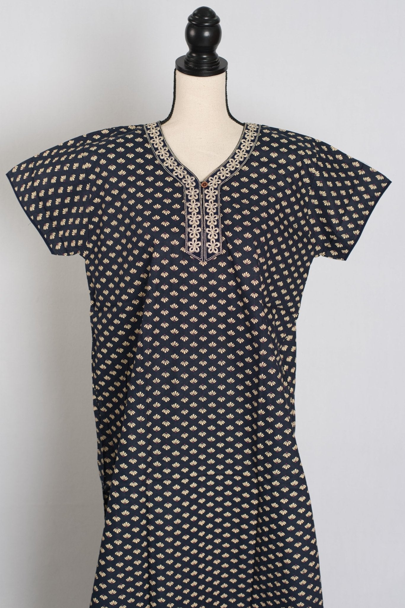 Printed Black Pure Cotton Nightwear in Regular Size - Saree Mandi