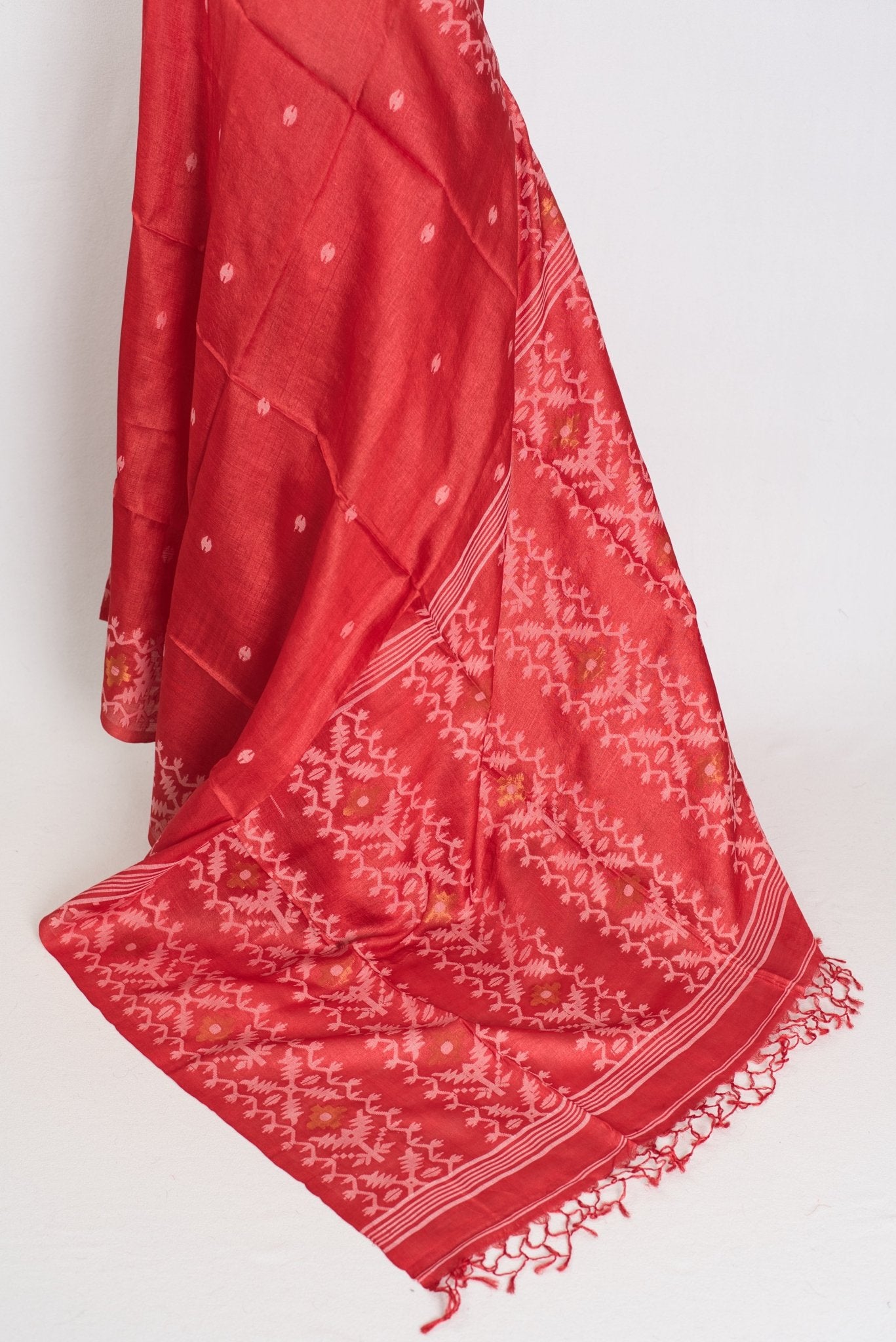 Rai: Bengal Tussar Silk Saree | Hand - Inspired Jamdani Weaving | Certified Silk - Saree Mandi