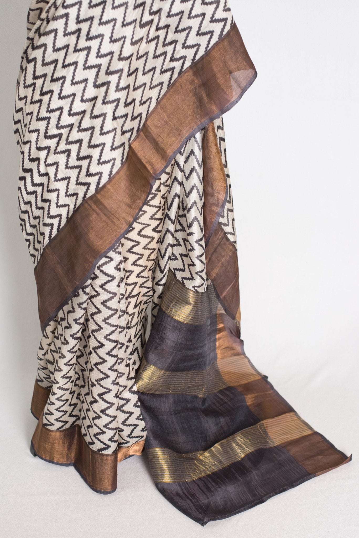 Rai : Black & White Zigzag Matka Tussar Silk Saree | Contemporary Bengali Style - Saree Mandi