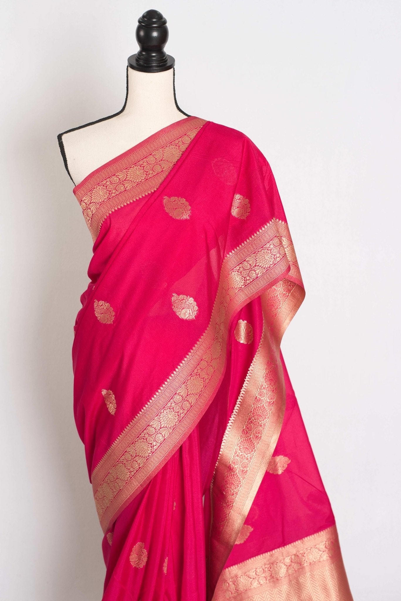 Raji : Semi Crepe Silk Budget Friendly Banarasi Saree in Pink and Gold - Saree Mandi