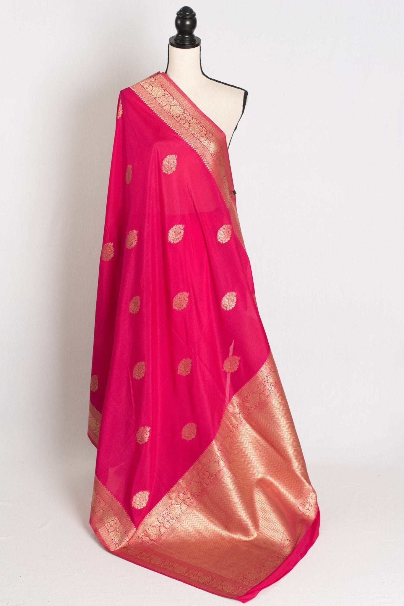 Raji : Semi Crepe Silk Budget Friendly Banarasi Saree in Pink and Gold - Saree Mandi