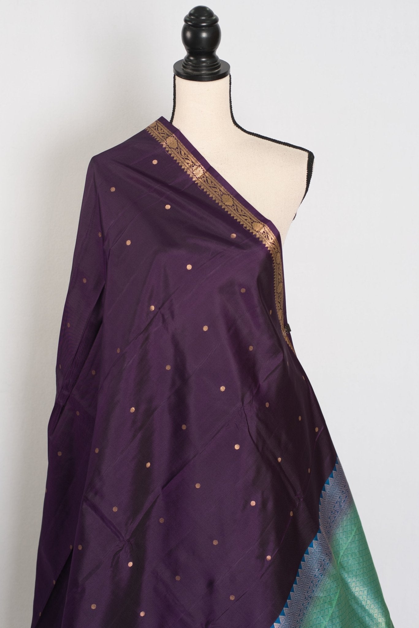 Rama: Eggplant Purple & Sea Green Minimalist Kanjivaram Silk Saree - Saree Mandi