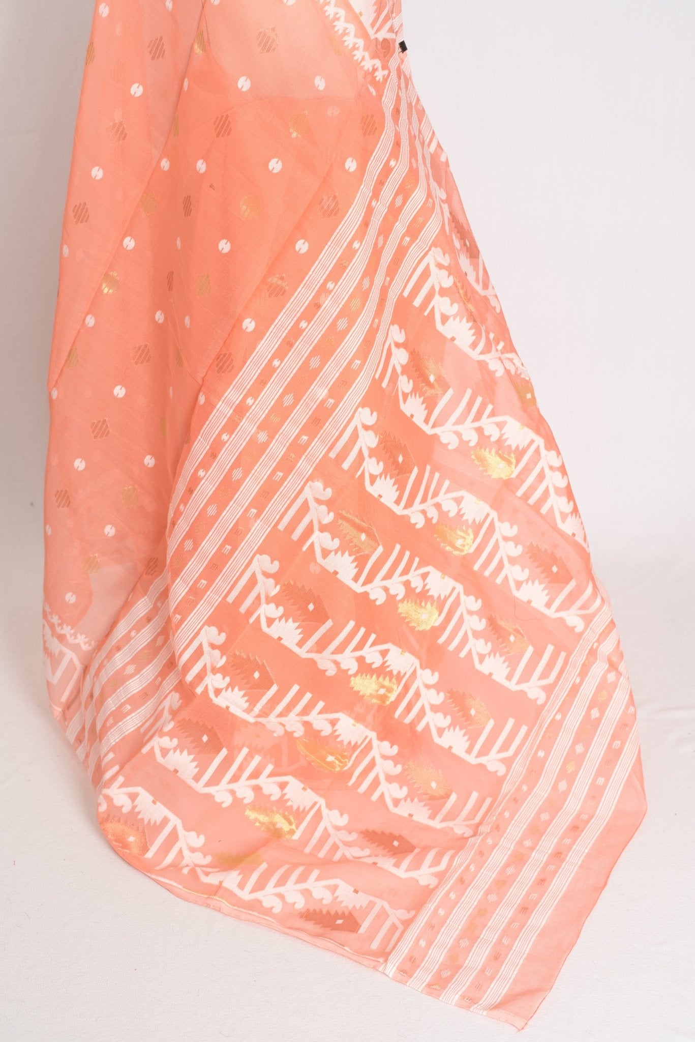 Ramani : Peach Orange Blended Soft Cotton Jamdani Bengali Saree - Saree Mandi