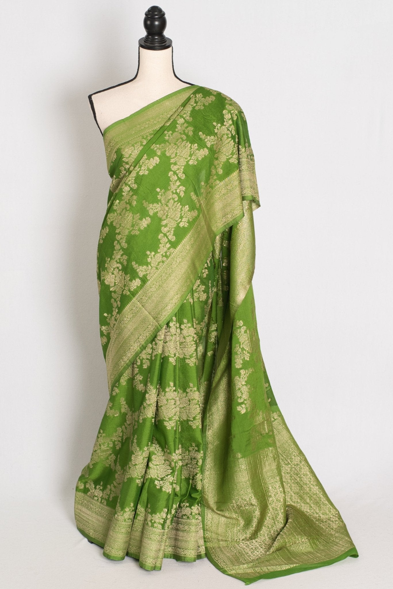 Rashmi: Green & Gold Semi Crepe Georgette Banarasi Saree - Saree Mandi