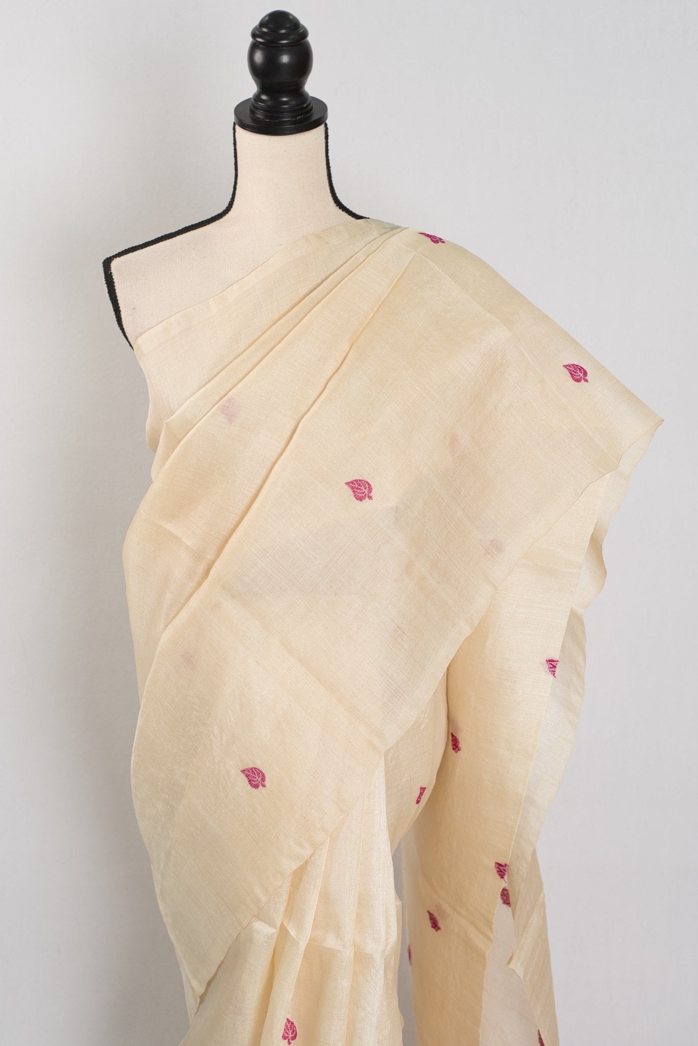 Renu: Cream & Pink Bengal Tussar Silk Saree | Silk Mark Certified - Saree Mandi