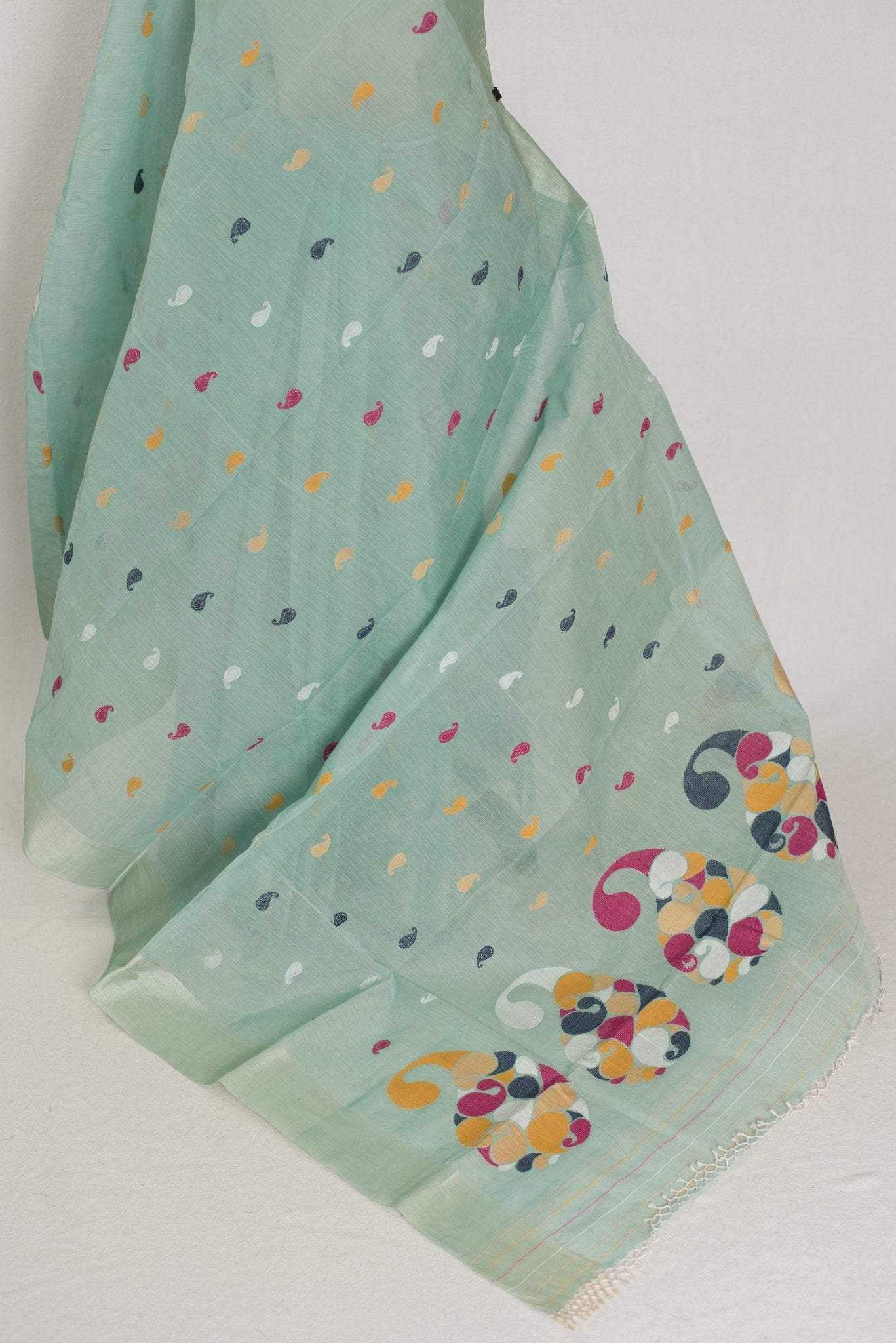 Seema: Bengal Handloom Pure Cotton Jamdani Saree | Bengali Saree - Saree Mandi