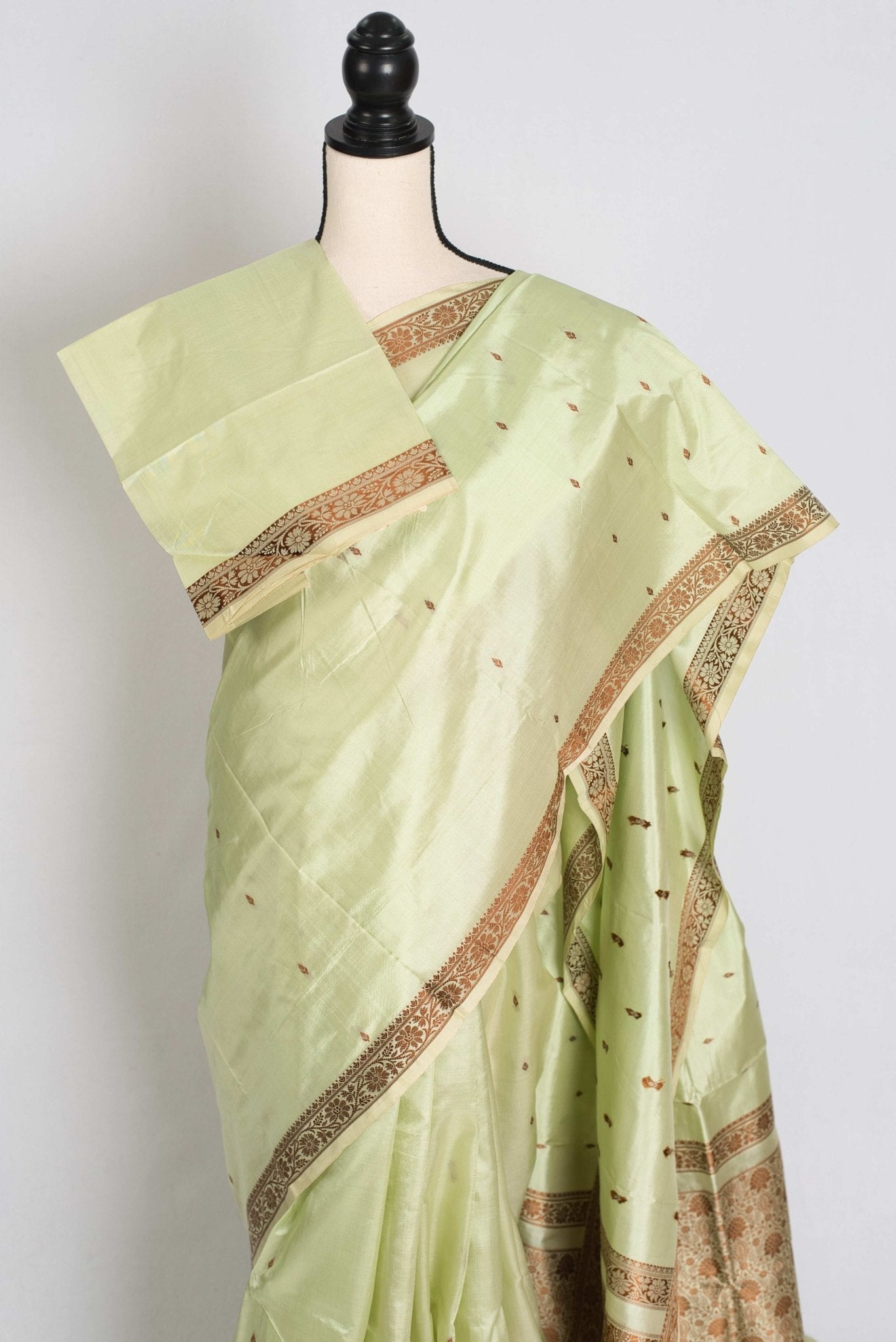 Snigdha : Certified Silk Banarasi Saree with Resham Work in Sea Green - Saree Mandi