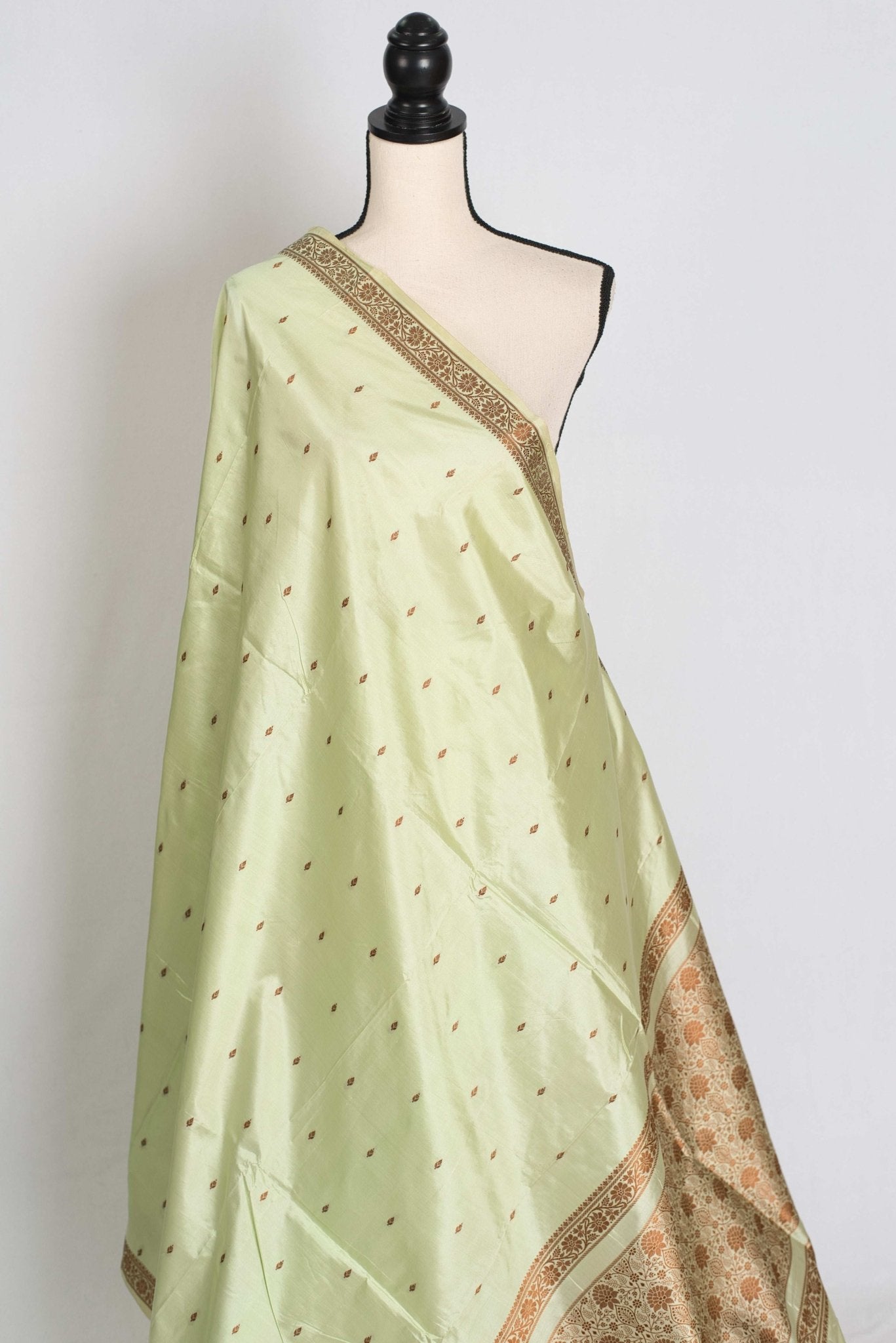 Snigdha : Certified Silk Banarasi Saree with Resham Work in Sea Green - Saree Mandi