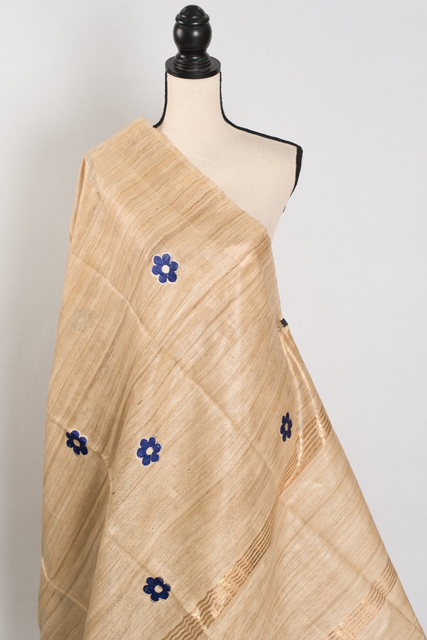 Sohini: Beige Gicha Tussar Saree | Floral Embroidery | Contemporary Handloom - Saree Mandi