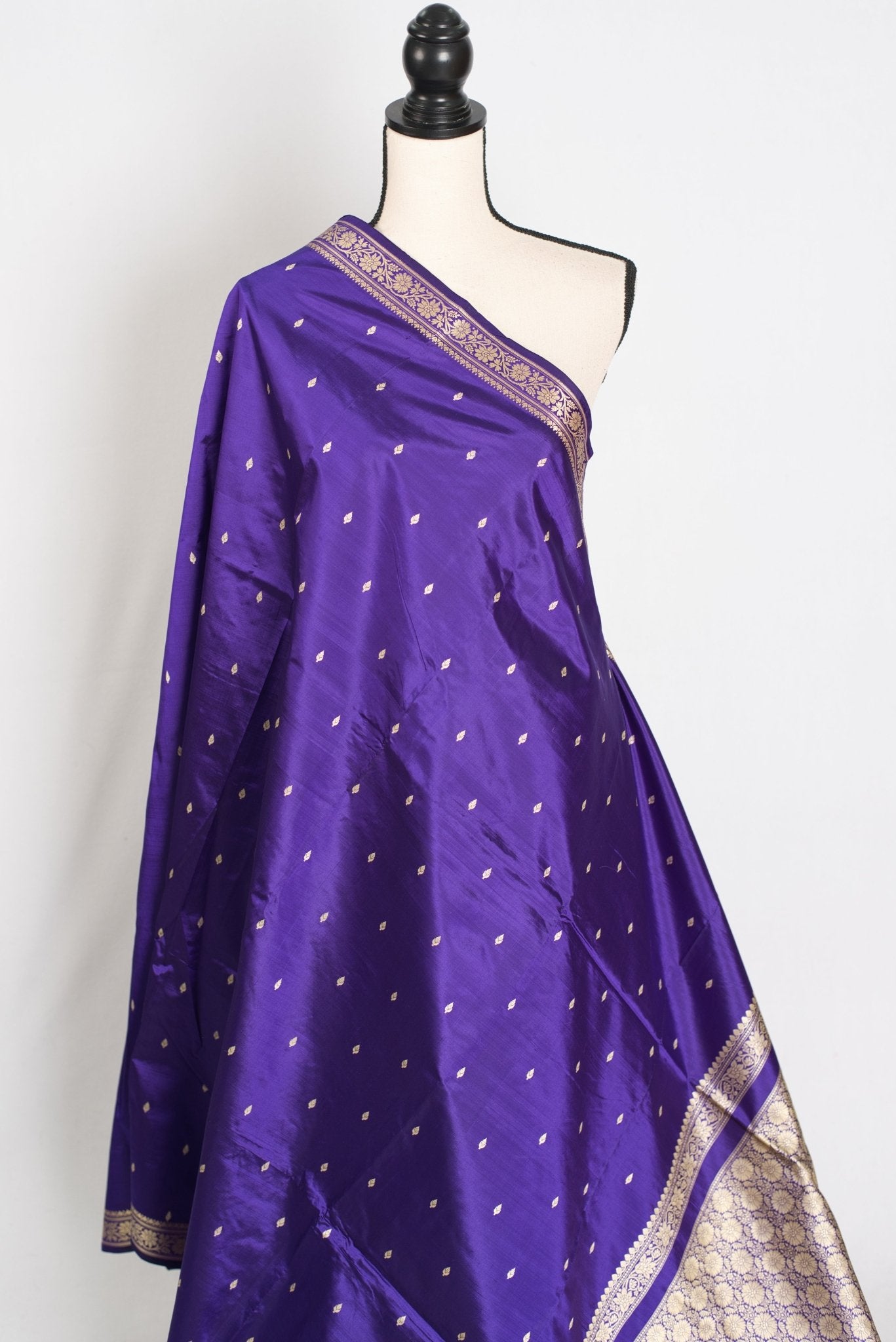 Urmi : Certified Silk Banarasi Saree with Resham Work in Purple - Saree Mandi